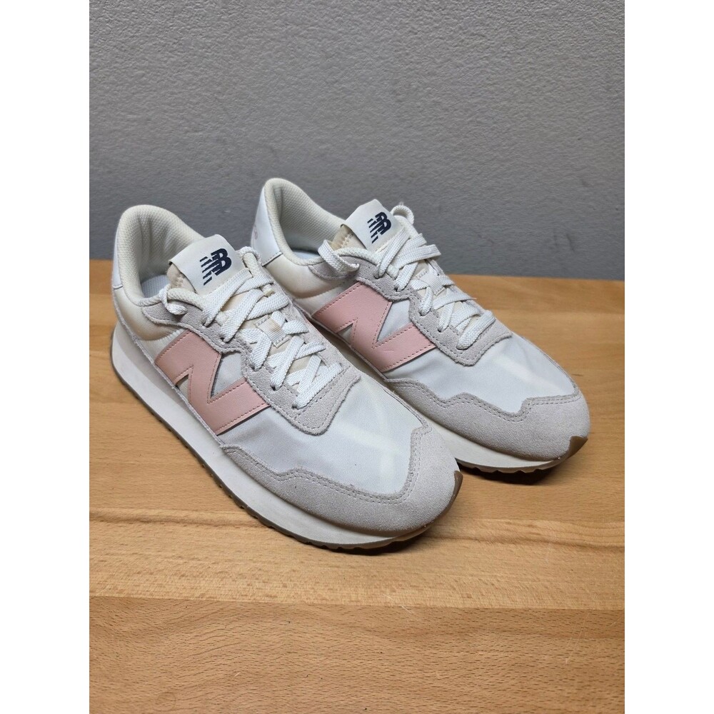 New Balance 237 Athletic Shoes Women's US 9.5 White Pink Cream Sneakers WS237GA